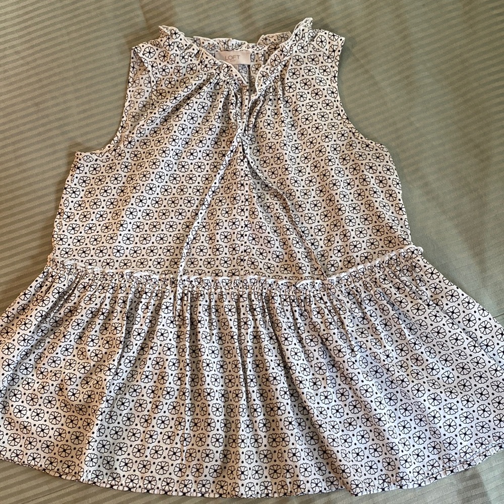 Loft No Sleeves Baby Doll Shirt.  Black and White Small Print Floral Design